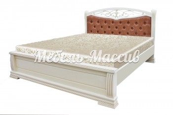 Кровать Пальмира из массива дерева