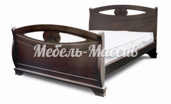 Кровать Делиз из массива дерева